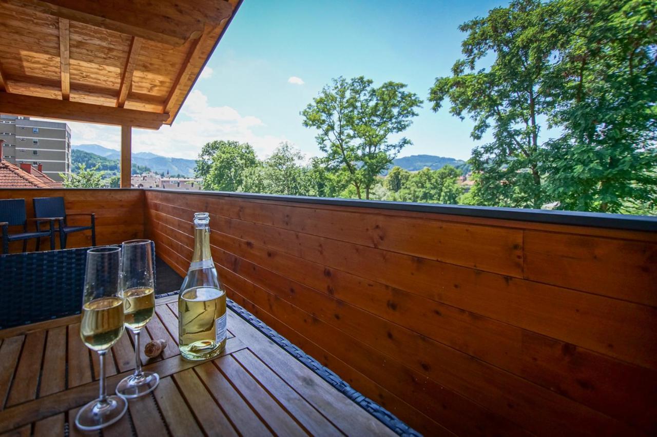 Apartamento Auszeit Steiraland Penthouse 9 Mit Grossen Balkon Und Parkplatz Leoben  Exterior foto