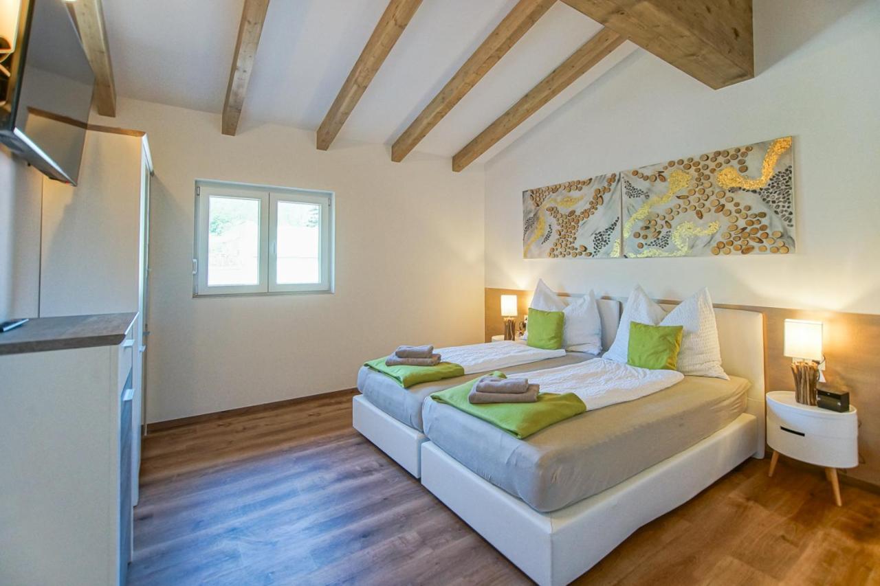 Apartamento Auszeit Steiraland Penthouse 9 Mit Grossen Balkon Und Parkplatz Leoben  Exterior foto